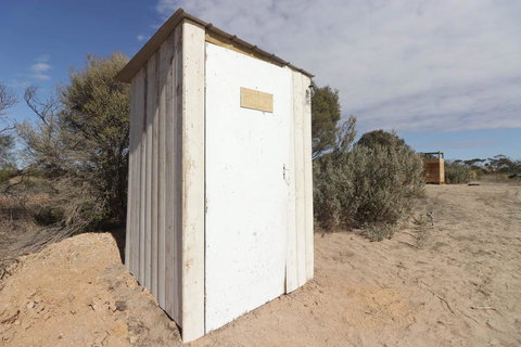 Starfields Luxury Camping - QLD Tourism 0