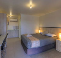 Starline Motor Inn - QLD Tourism
