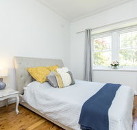 Stay at Meurant Wagga - Queensland Tourism