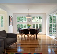 Strahan House - QLD Tourism