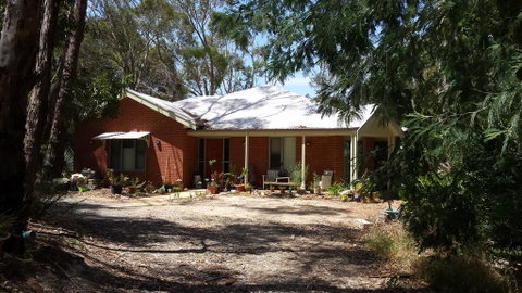 Stringybark Hills Retreat - Queensland Tourism 2