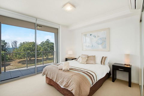 Stunning Surfside Apartment - Boyd St, Woorim - QLD Tourism 2