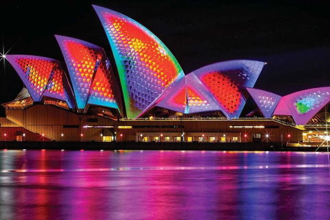 STUNNING SYDNEY HOME 4 - QLD Tourism 3