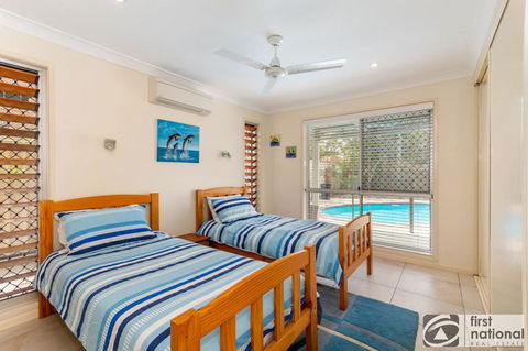 Stunning Waterfront Home With Pool - Sylvan Beach Esp, Bellara - QLD Tourism 2