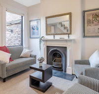 Stylish House - Moments to Kings Cross  City - Queensland Tourism