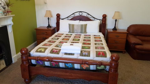 Suites On Avon - QLD Tourism 1