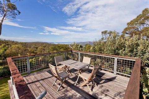 Summer House - QLD Tourism 2