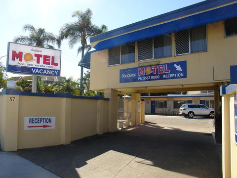 Sunburst Motel - QLD Tourism 3