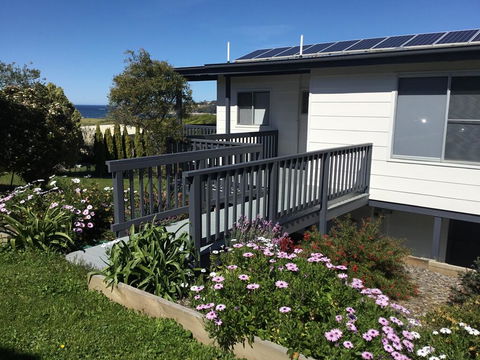 Sunnyside Holiday Home - QLD Tourism 1