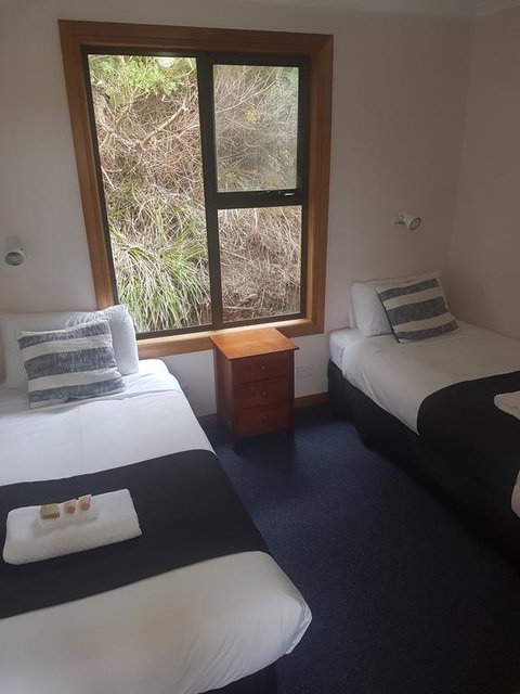 Sunset Holiday Villas - QLD Tourism 2