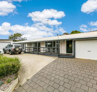 Sunset Strip 4 - Queensland Tourism