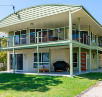 Sunsets from your front patio - Sylvan Beach Esp Bellara - QLD Tourism