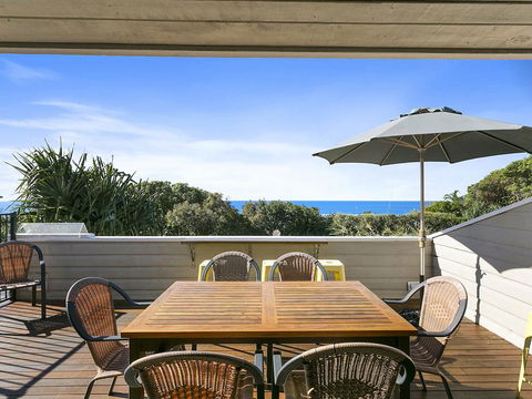 Sunshine Beach Serenity And Pet Friendly ! 9 Seaview Terrace, Sunshine Beach, QLD 4567 - QLD Tourism 0