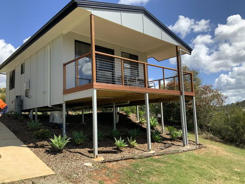Sunshine Coast Retreat - QLD Tourism 1