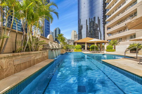 Super Convenient Apartment With Garden Views - QLD Tourism 2