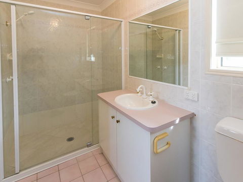 Superb Location - Hervey Bay - Queensland Tourism 1