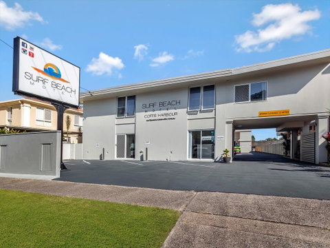 Surf Beach Motel Coffs - QLD Tourism 0