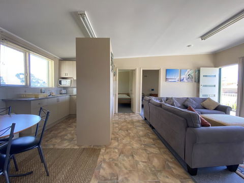 Surf Beach Sanctuary - Queensland Tourism 3