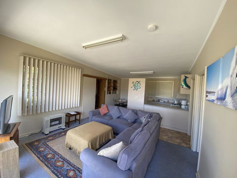 Surf Beach Sanctuary - Queensland Tourism 2