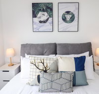 Surfers Paradise at Catherine Hill Bay - Queensland Tourism