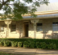 Surgeon's Cottage - QLD Tourism