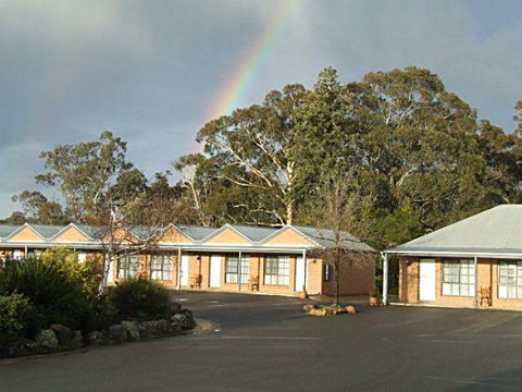 Swaggers Motor Inn - QLD Tourism 0