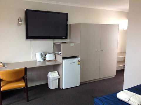 Tannum Sands Hotel / Motel - QLD Tourism 3
