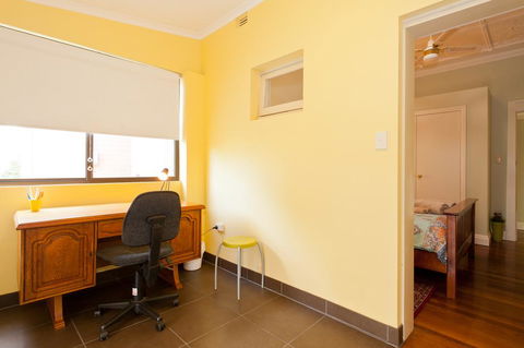 Taree Apartment - Queensland Tourism 3