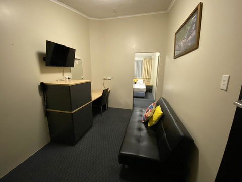 Taree Motor Inn - Queensland Tourism 2