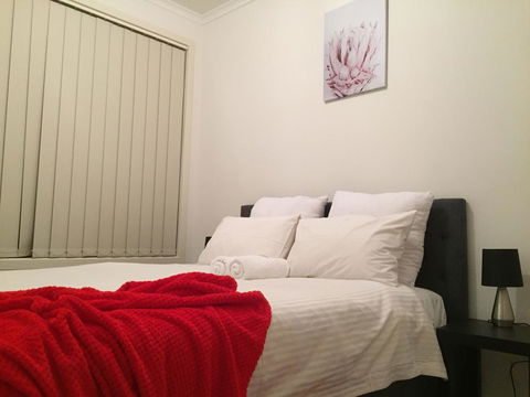 Tasha's Apartments On Kerry - QLD Tourism 0