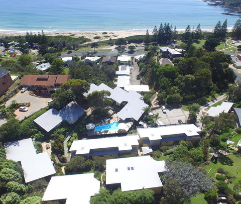 Tathra Beach House Holiday Apartments - QLD Tourism 0