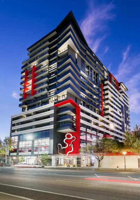 The Apartment Complex - QLD Tourism 3
