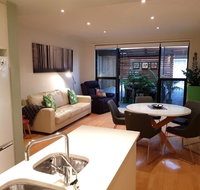 The Artisan - 3BR House In The City - QLD Tourism