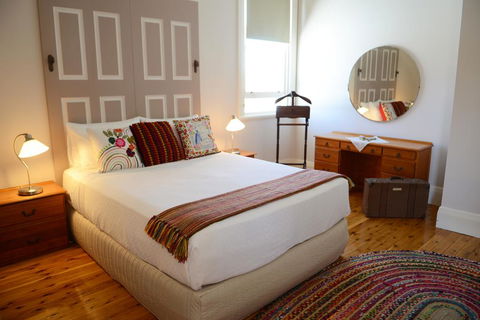 The Bank B&B West Wyalong - QLD Tourism 1