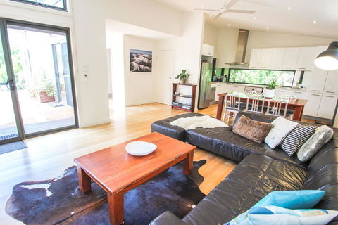 The Base Two - Queensland Tourism 0