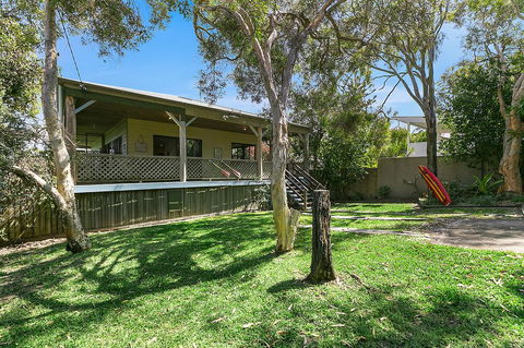 The Beach House, Sunshine Beach - QLD Tourism 1