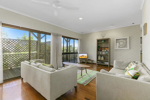 The Beach House, Sunshine Beach - QLD Tourism 3