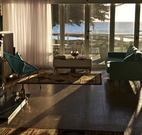 Penguin Beachfront Apartments - QLD Tourism