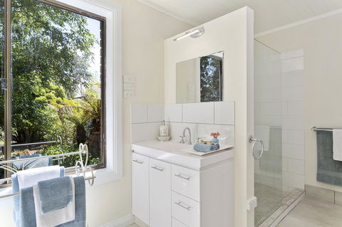 Birch Lane - Queensland Tourism 9