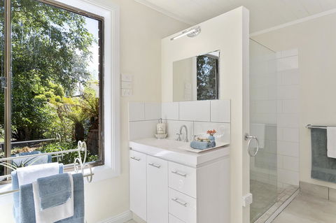 Birch Lane - Queensland Tourism 29