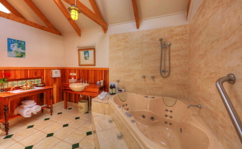 Ellie\'s Cottages - QLD Tourism 14