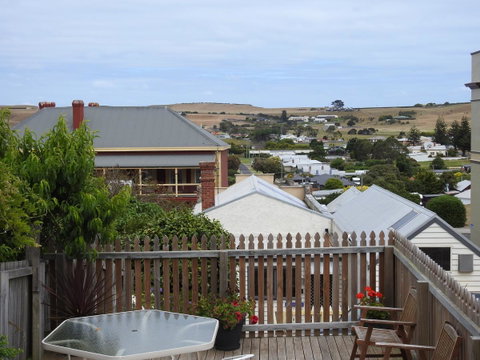 Ellie\'s Cottages - QLD Tourism 5