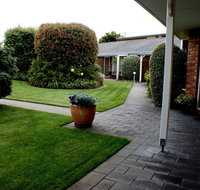 Shearwater Cottages - Queensland Tourism