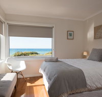 Penguin Beach House - QLD Tourism
