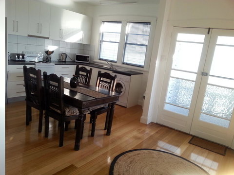 Harbour View Apartments - Queensland Tourism 25