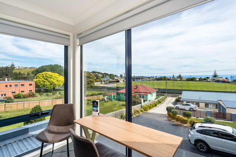Madsen Retreat - Queensland Tourism 20