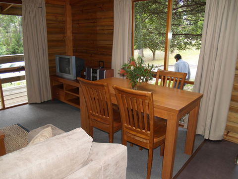 Stewarts Bay Lodge - QLD Tourism 21