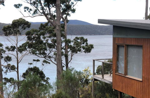 Stewarts Bay Lodge - QLD Tourism 0