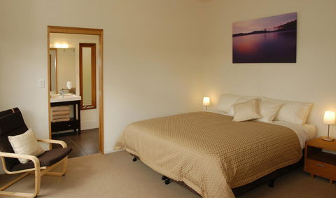 Stewarts Bay Lodge - QLD Tourism 26