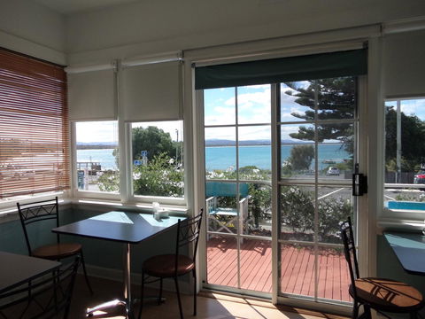 Freycinet Waters - Queensland Tourism 11